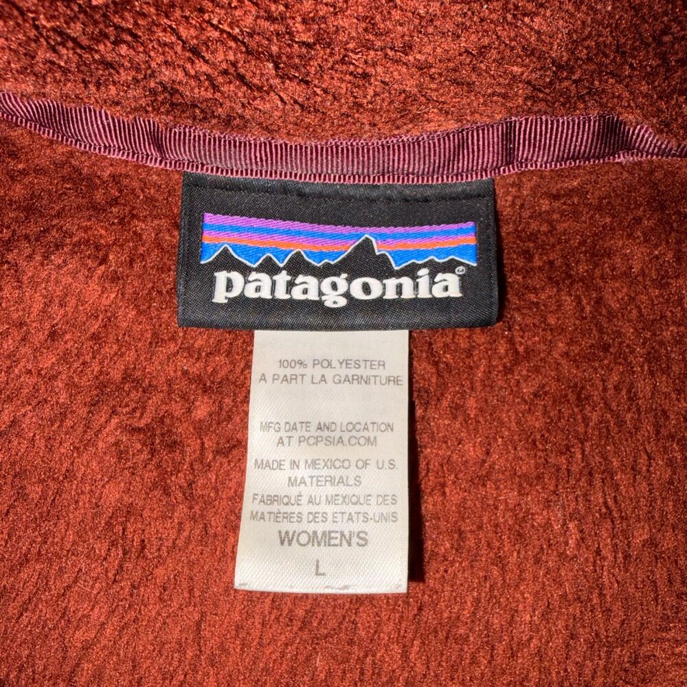 Patagonia Women's Fleece (size L) - Picture 3 of 3